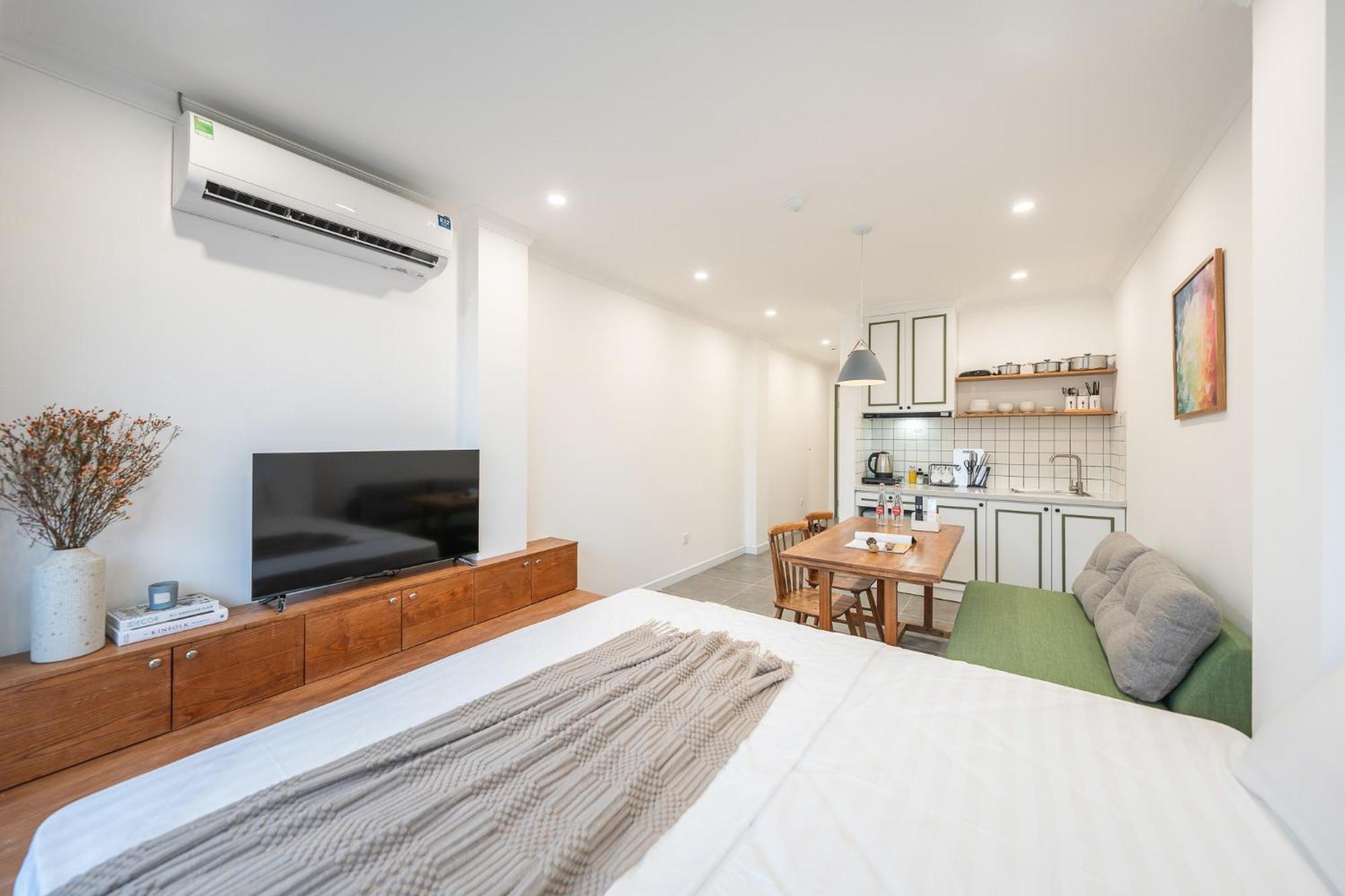 Location/Big Group/Private Villa With Pool And Kitchen Hanoi Kültér fotó