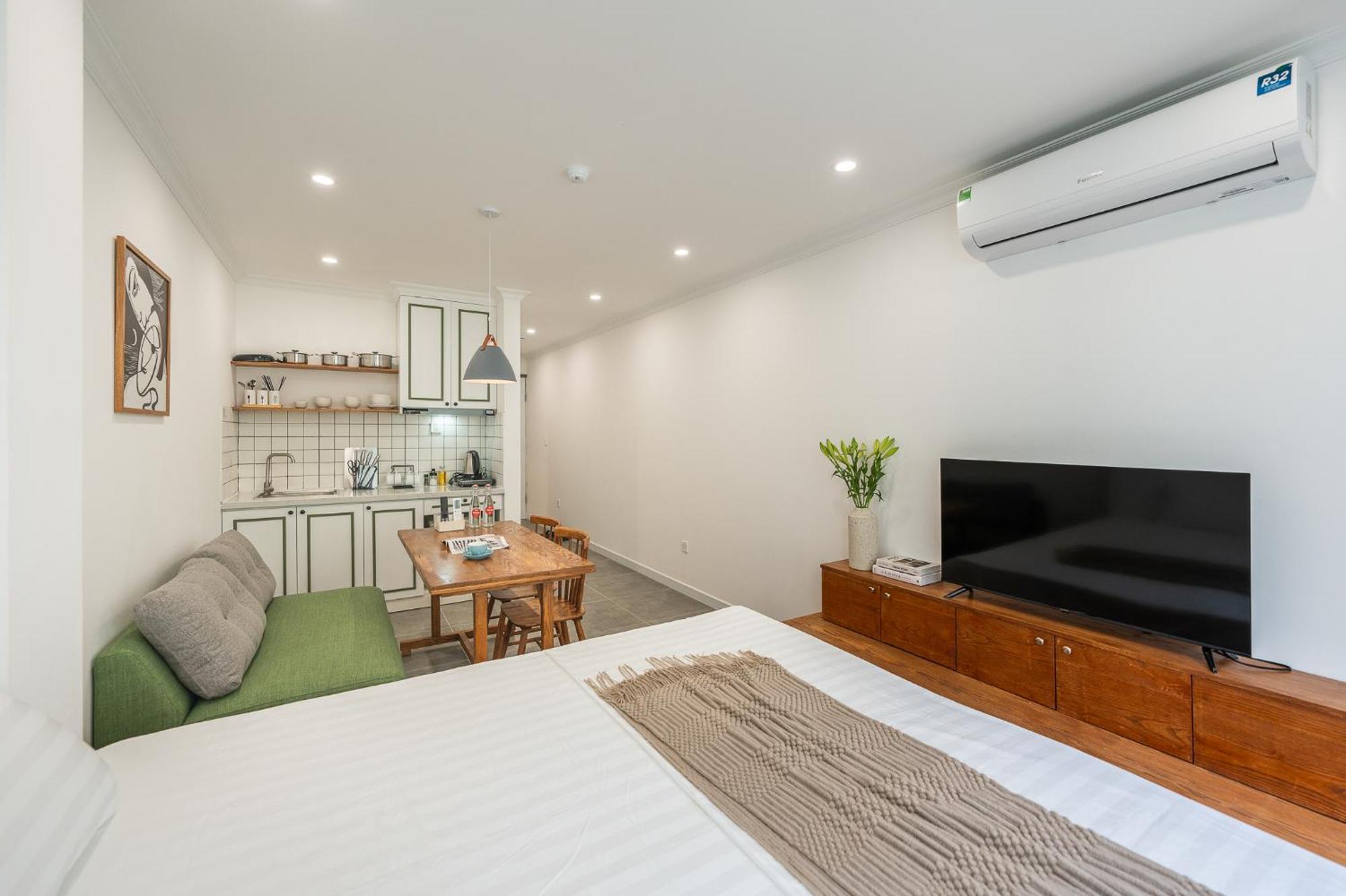 Location/Big Group/Private Villa With Pool And Kitchen Hanoi Kültér fotó